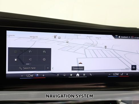 Used 2023 BMW 760i xDrive w/ Parking Assistance Package image 3