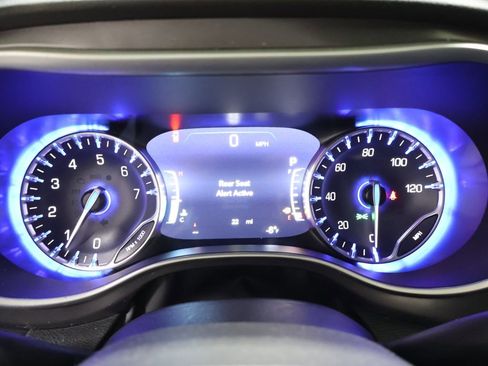 New 2026 Chrysler Voyager LX image 24