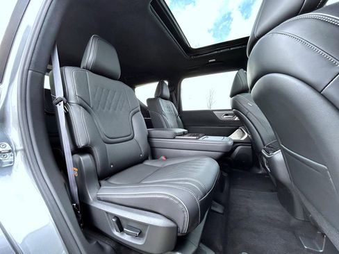 New 2026 INFINITI QX80 Autograph AWD/4WD image 18