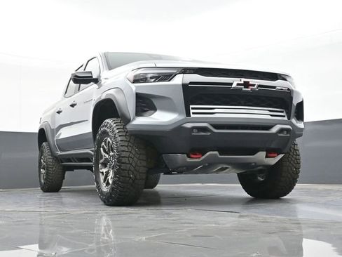 New 2026 Chevrolet Colorado ZR2 w/ Technology Package AWD/4WD image 56