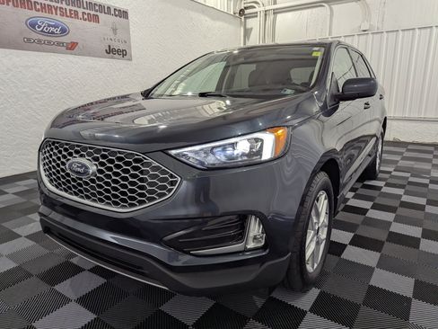 Used 2024 Ford Edge SEL w/ Convenience Package AWD/4WD image 3
