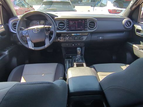 Used 2023 Toyota Tacoma TRD Off-Road w/ Black Out Package (TMS) AWD/4WD image 19