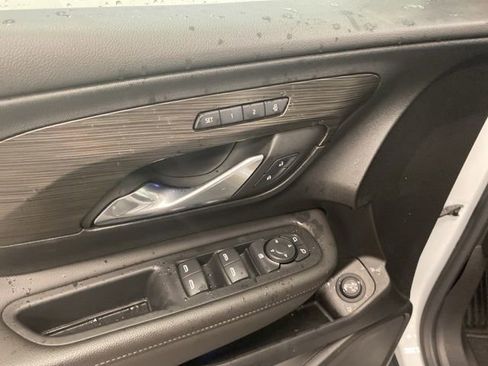 Used 2022 GMC Terrain SLT w/ Elevation Edition image 20