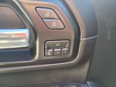 Used 2020 Chevrolet Silverado 2500 LTZ w/ LTZ Texas Edition image 21