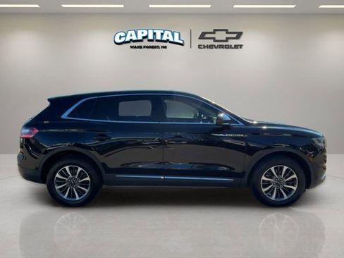 Used 2023 Lincoln Nautilus Standard w/ Premium Package image 6