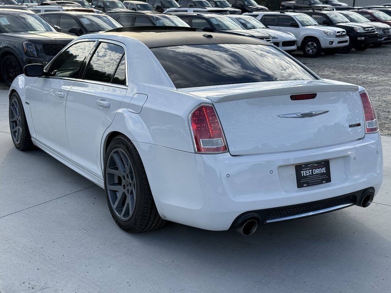 Used 2012 Chrysler 300 SRT8 w/ (19) Premium Speaker Group RWD image 5