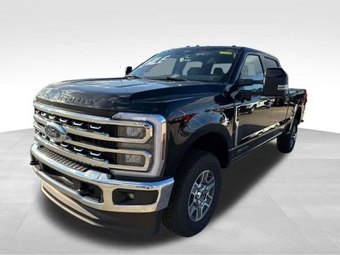 New 2026 Ford F350 Lariat w/ FX4 Off-Road Package image 4