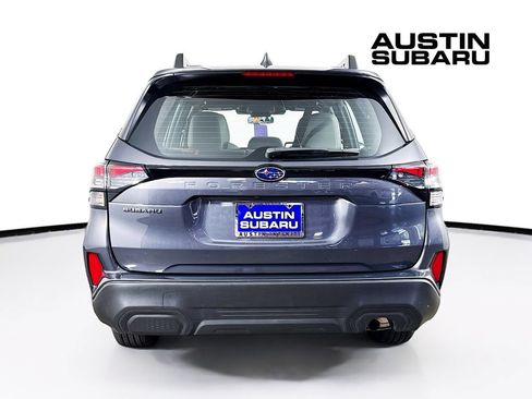 Used 2025 Subaru Forester AWD/4WD image 6