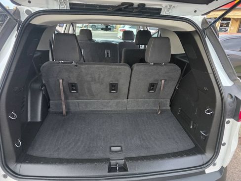 Used 2019 Chevrolet Traverse LS w/ LPO, Blackout Package FWD image 27