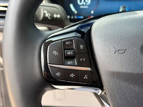 Used 2024 Ford Escape Platinum w/ Premium Technology Package AWD/4WD image 28