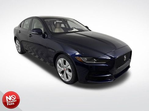 Used 2020 Jaguar XE S image 1