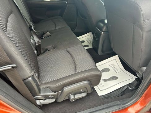 Used 2014 Dodge Journey SE w/ Flexible Seating Group FWD image 11