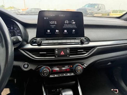 Used 2019 Kia Forte EX FWD image 14