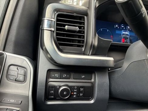 Used 2024 Ford F250 Lariat AWD/4WD image 25