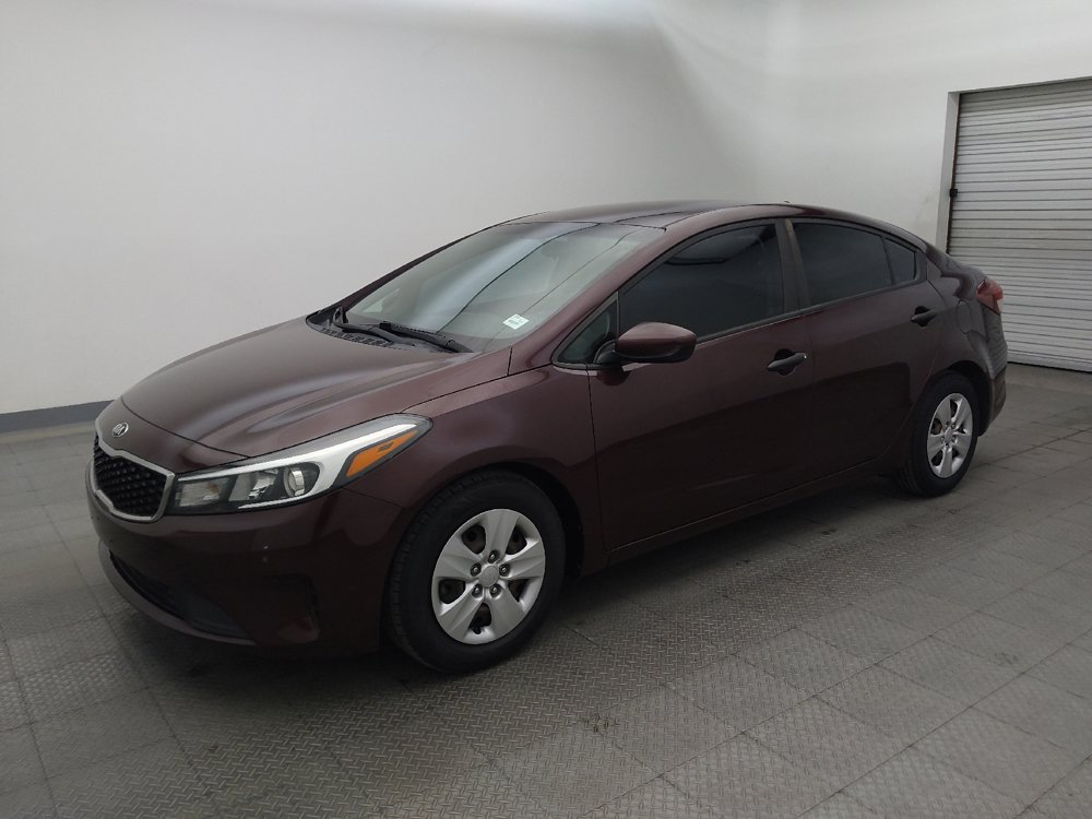 Used 2017 Kia Forte LX FWD image 2