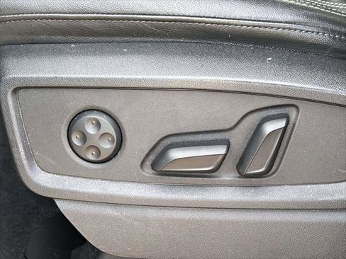 Used 2022 Audi Q5 2.0T Premium image 19