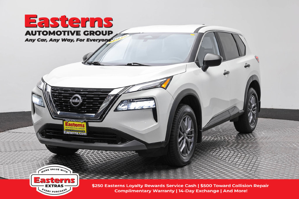 Used 2023 Nissan Rogue S AWD/4WD image 1