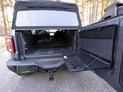 Used 2023 Ford Bronco Badlands image 31