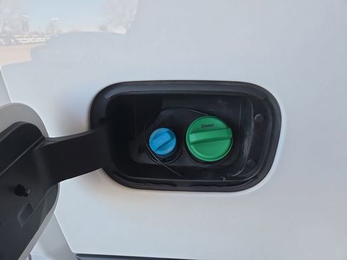 Used 2024 GMC Sierra 3500 SLT image 19