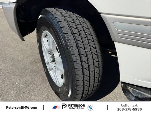 Used 2002 Toyota Land Cruiser AWD/4WD image 33