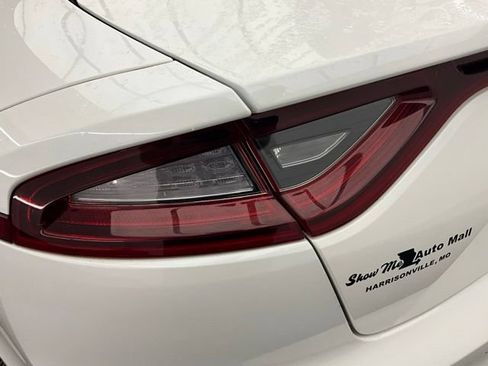 Used 2019 Kia Stinger GT2 AWD/4WD image 26