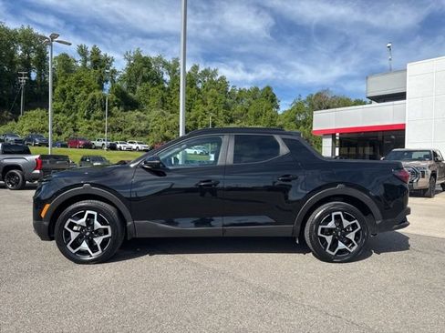 Used 2023 Hyundai Santa Cruz Limited AWD/4WD image 2