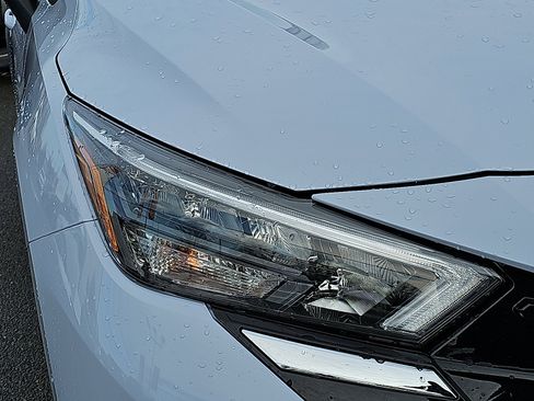 Certified 2025 Nissan Versa SV w/ Trunk Package image 9