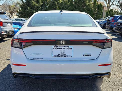 Used 2025 Honda Accord Sport image 5