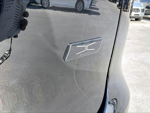 New 2026 Jaguar F-PACE R-Dynamic S image 9