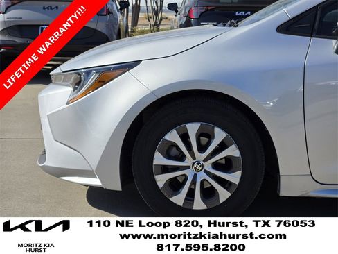 Used 2022 Toyota Corolla LE image 14