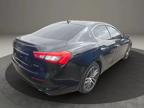 Used 2018 Maserati Ghibli RWD image 3