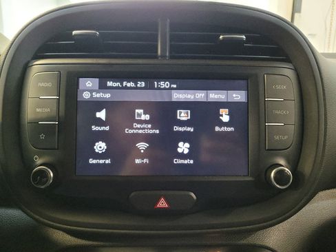 Used 2024 Kia Soul LX image 25