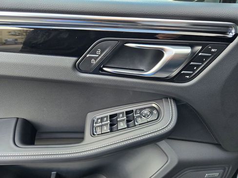 New 2026 Porsche Macan Turbo image 21