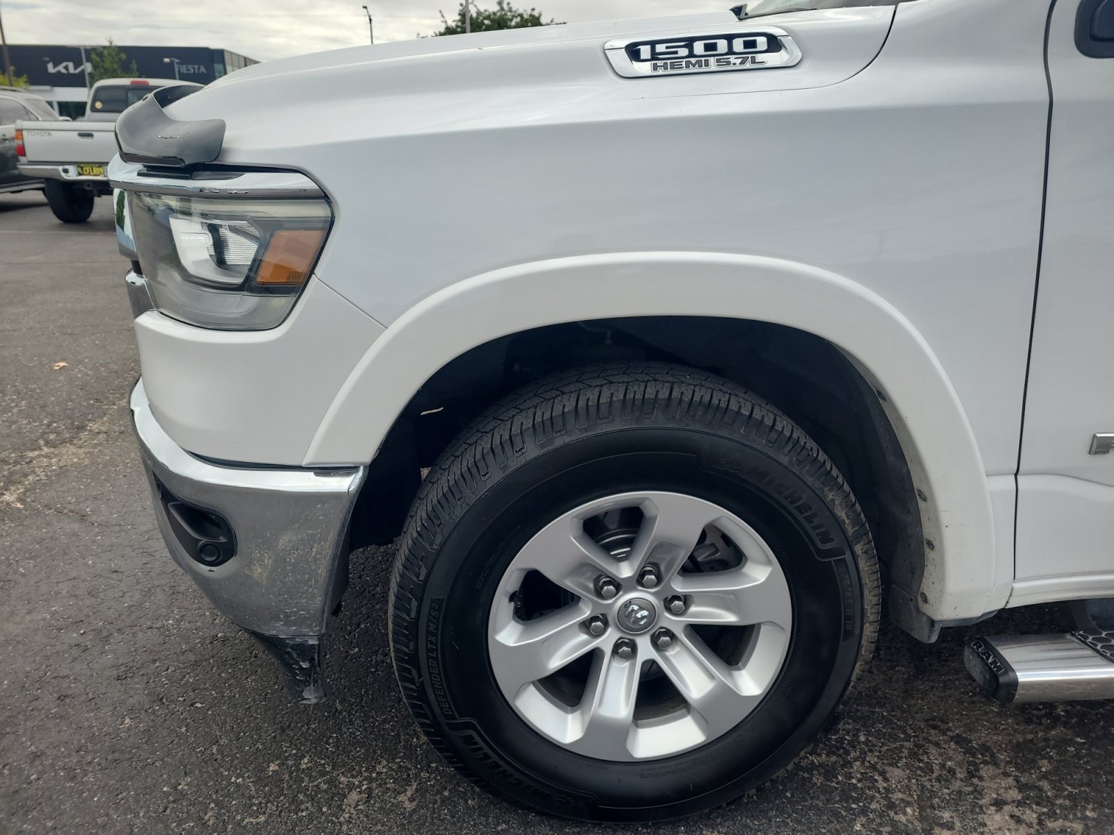Used 2020 RAM 1500 Laramie AWD/4WD image 10