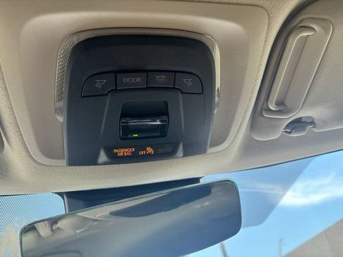 Used 2026 Toyota Corolla LE FWD image 12