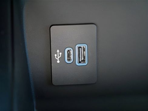 Used 2025 Ford F250 XLT w/ FX4 Off-Road Package image 30