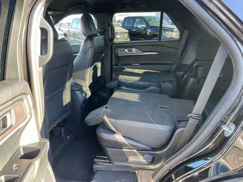 Used 2025 Ford Explorer ST-Line image 57