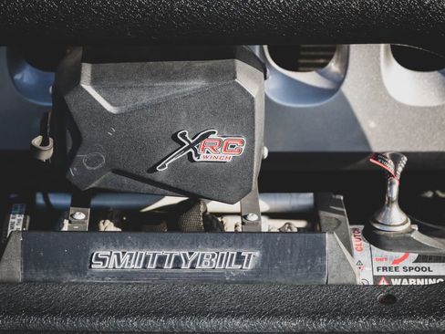 Used 2014 Jeep Wrangler Unlimited Sahara w/ Connectivity Group image 6