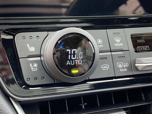 New 2026 Toyota Grand Highlander AWD Hybrid image 14