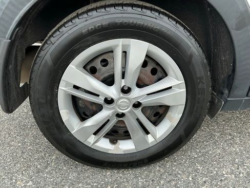 Used 2019 Nissan Kicks S w/ Exterior Package image 16