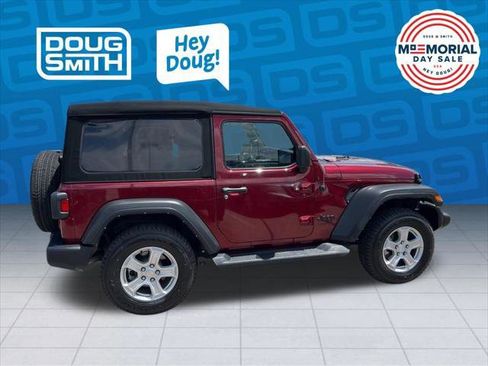 Certified 2022 Jeep Wrangler Sport AWD/4WD image 6