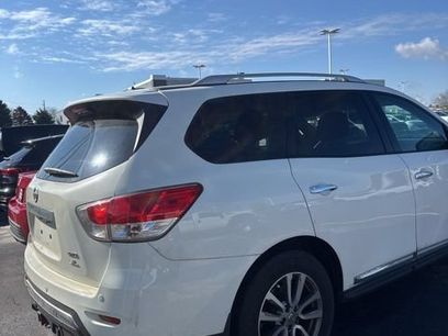 Used 2015 Nissan Pathfinder SL w/ Trailer Tow Package
