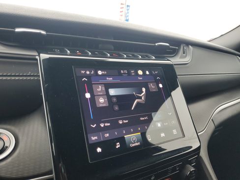 Used 2024 Jeep Grand Cherokee L Altitude image 15