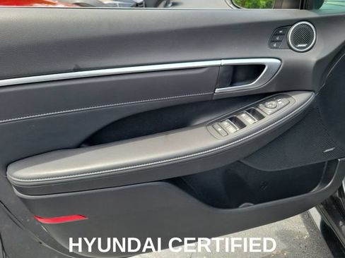 Certified 2022 Hyundai Sonata Limited FWD image 16