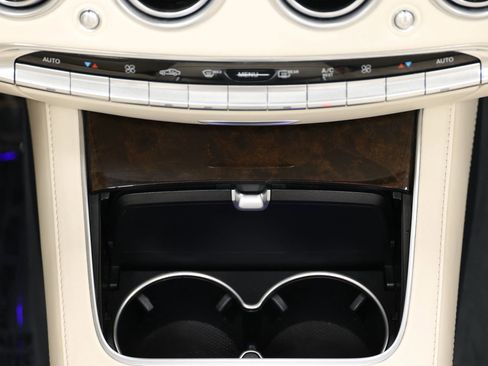 Used 2017 Mercedes-Benz S 550 Cabriolet image 35