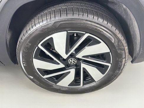 Used 2026 Volkswagen Atlas SE FWD image 11