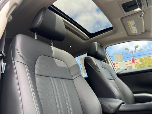 Used 2025 Honda HR-V EX-L image 19