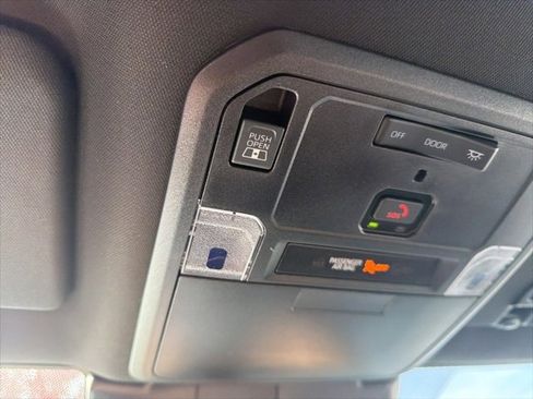 New 2025 Toyota Tacoma SR5 image 21