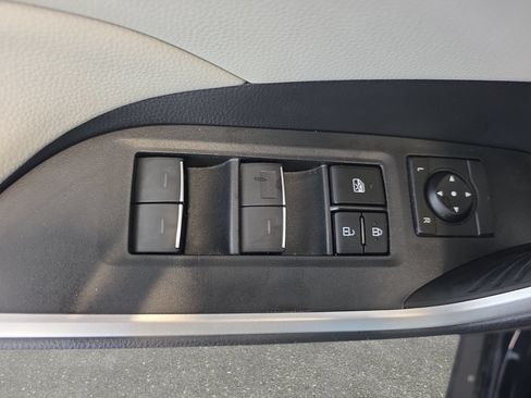 Used 2023 Toyota RAV4 XLE Premium FWD image 27