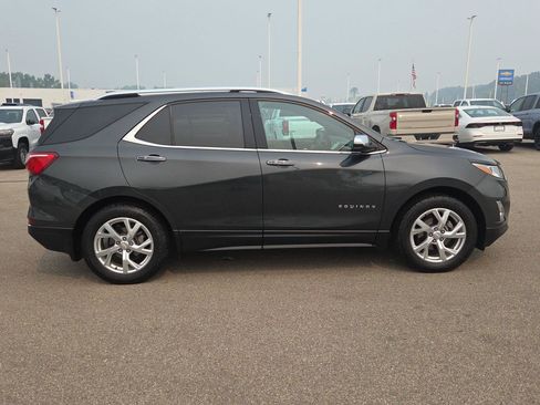 Used 2018 Chevrolet Equinox Premier FWD image 7